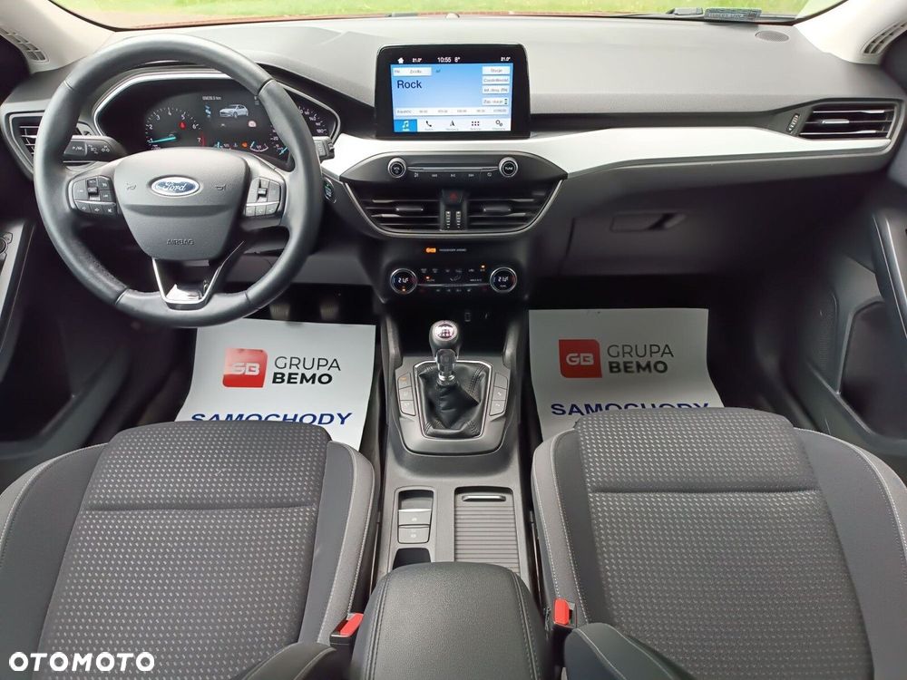Ford Focus 1.0 EcoBoost Trend Edition - 11