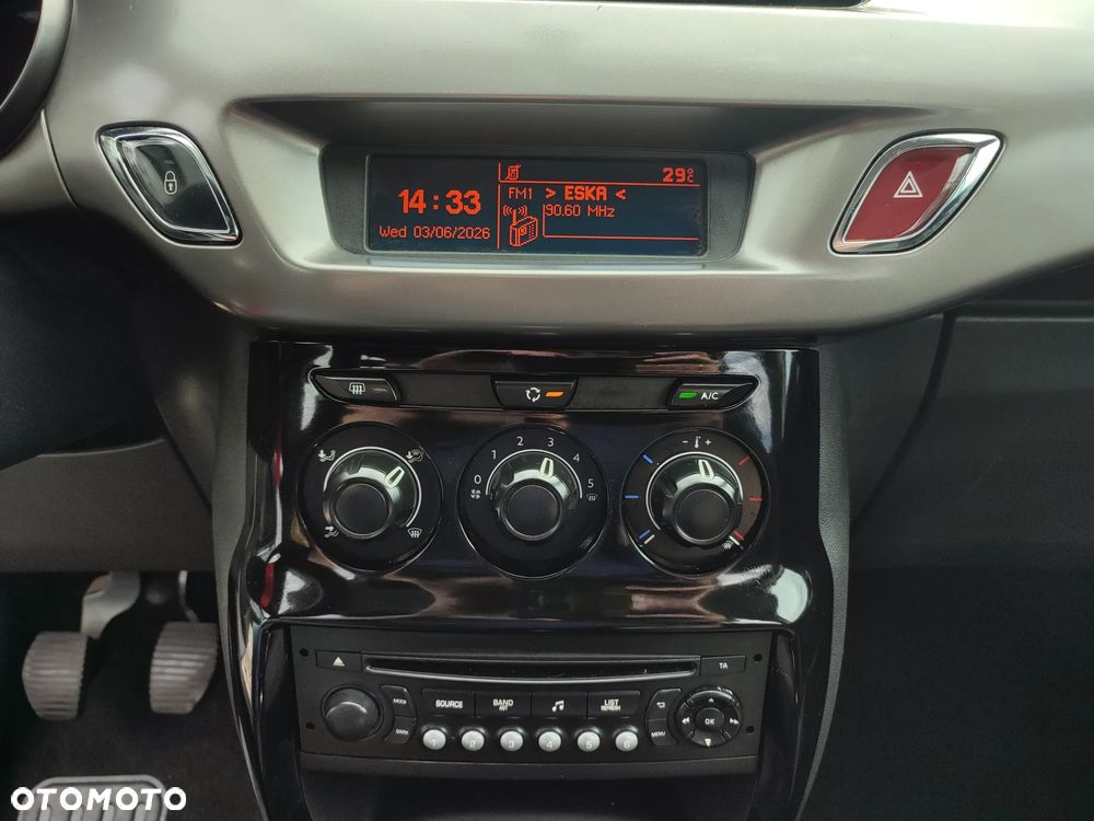 Citroën C3 Pure Tech 110 Stop&Start RED BLOCK - 31