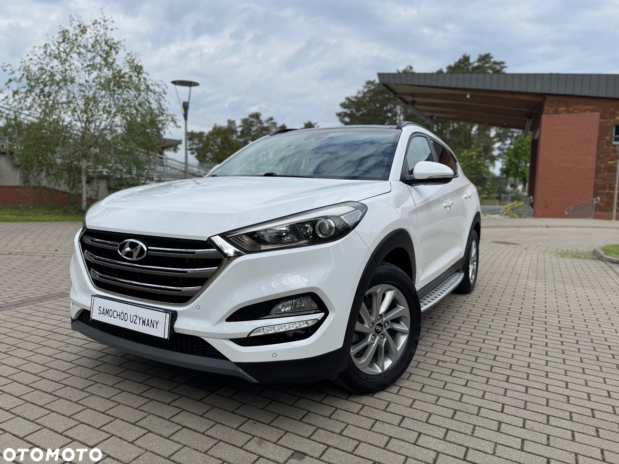 Hyundai Tucson 1.7 CRDI BlueDrive Style 2WD - 2
