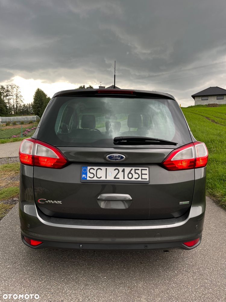 Ford Grand C-MAX - 3