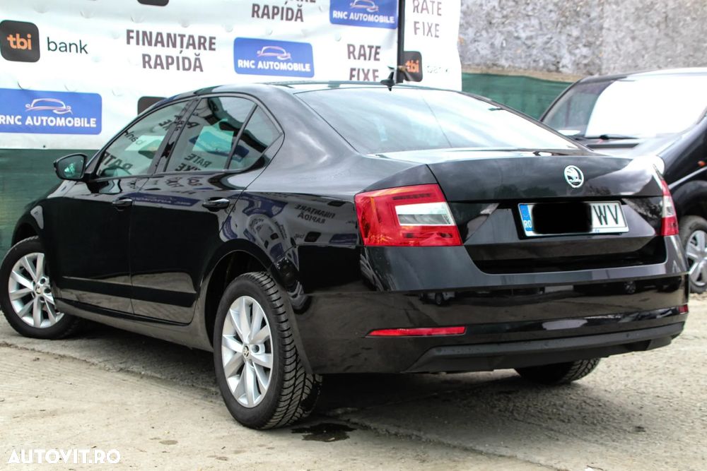 Skoda Octavia - 4