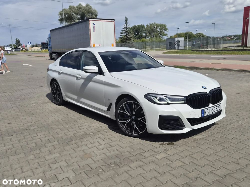 BMW Seria 5 530d xDrive mHEV M Sport sport - 3