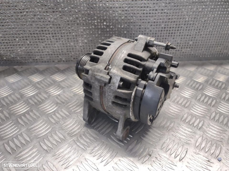 Alternador Renault Clio Dacia Duster Megane Kangoo 1.5 Dci 120A - 2