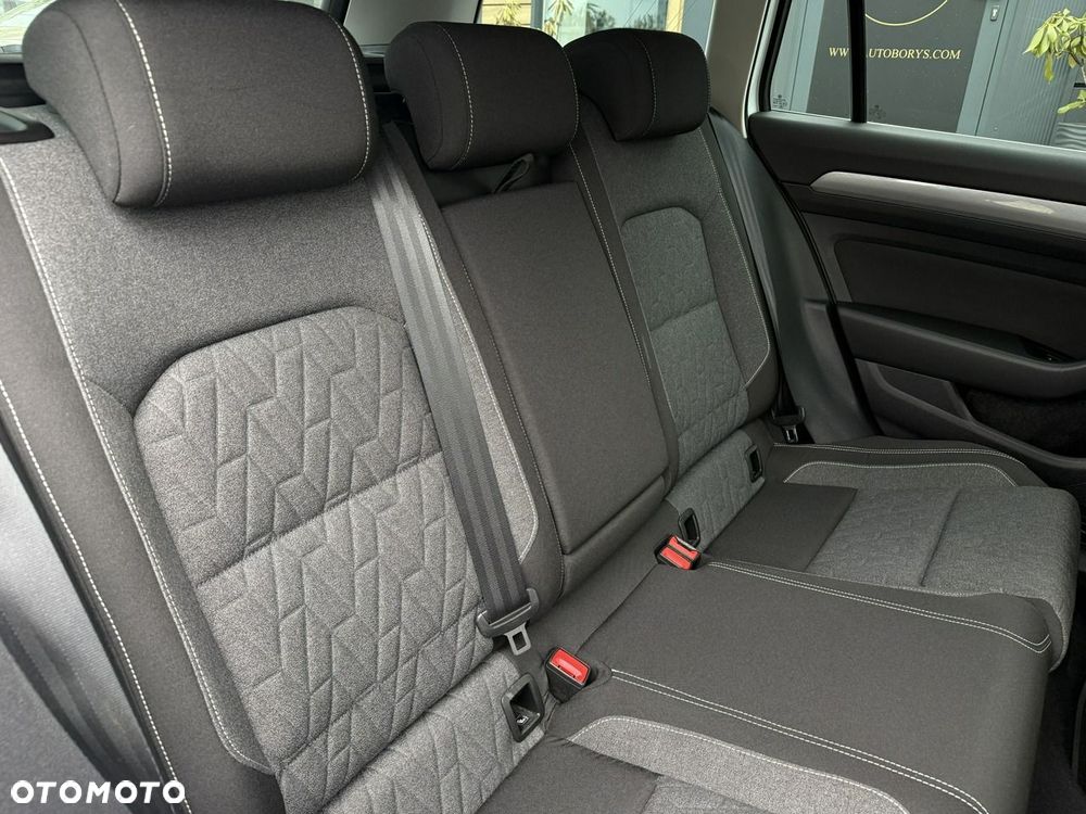 Volkswagen Passat 1.5 TSI EVO Business - 37