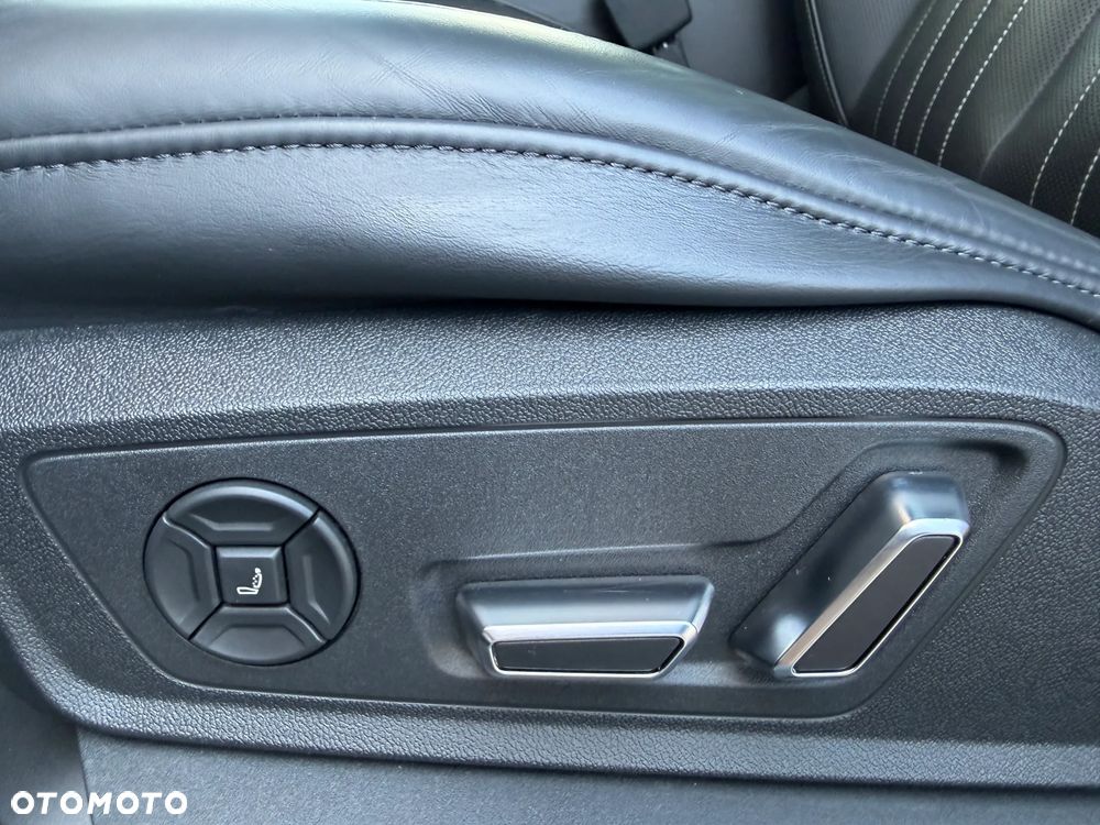 Audi e-tron 55 Quattro S Line - 16