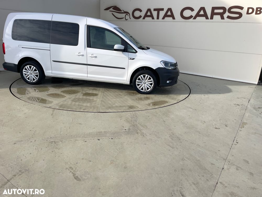 Volkswagen Caddy Maxi - 21
