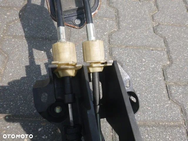 LEWAREK WYBIERAK + LINKI ZMIANY BIEGÓW TOYOTA YARIS II 1.3 - 15