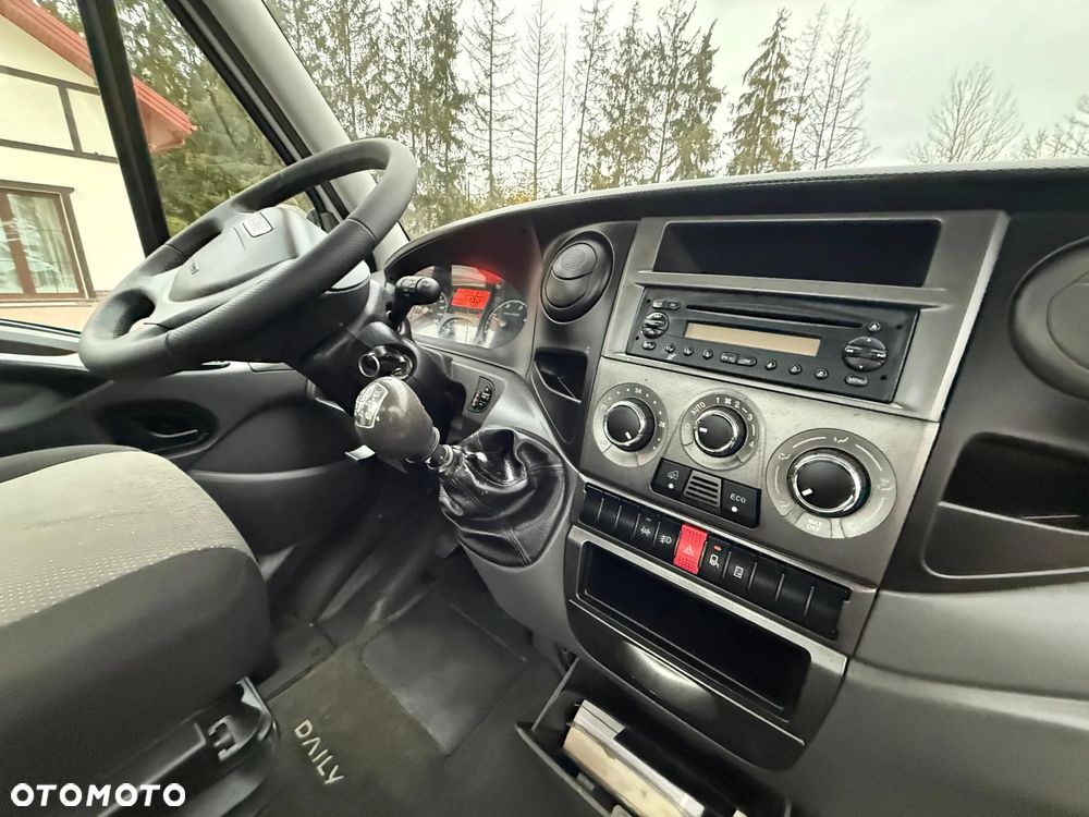 Iveco DAILY - 15
