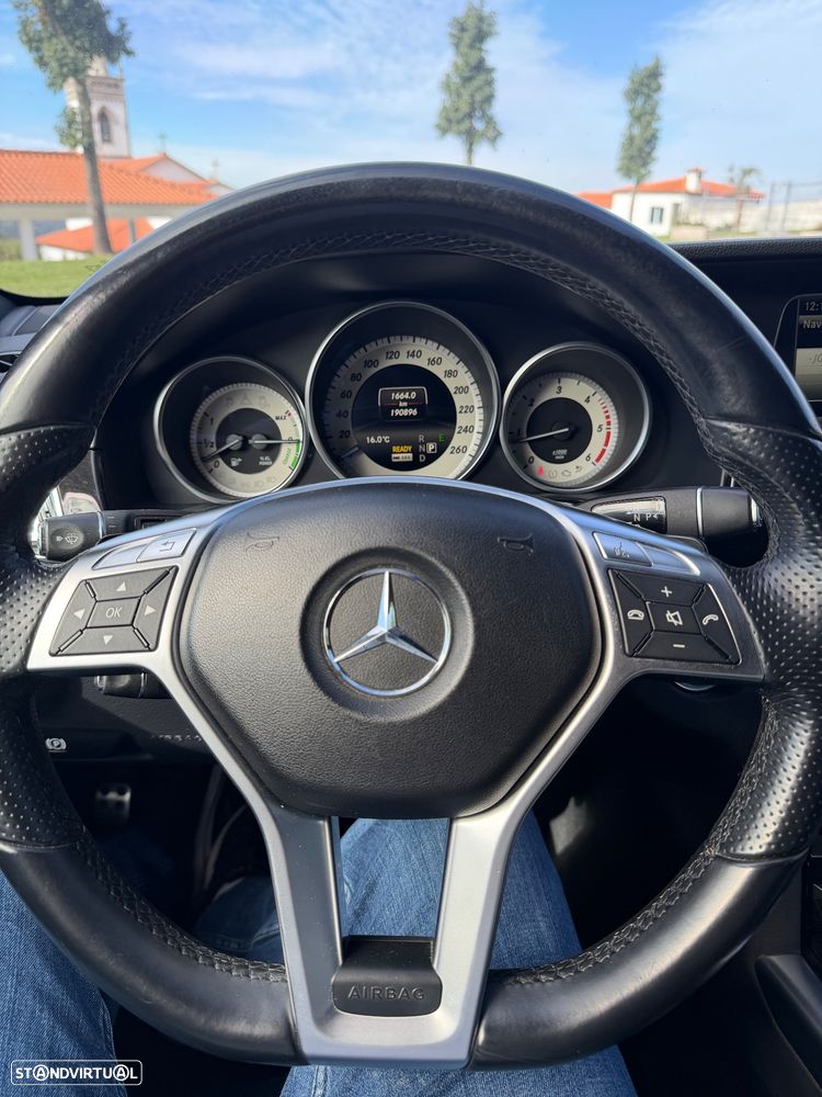 Mercedes-Benz E 300 Bluetec Hybrid Elegance - 13