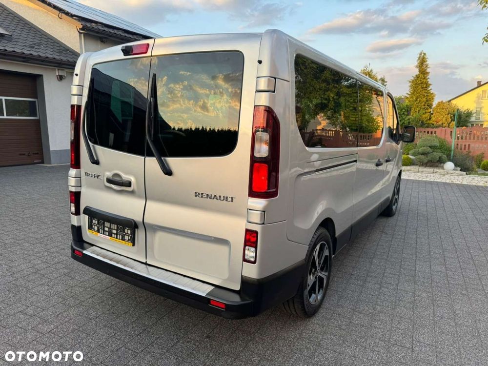 Renault Trafic - 11