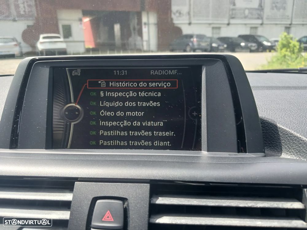 BMW 116 d Sport Line - 27