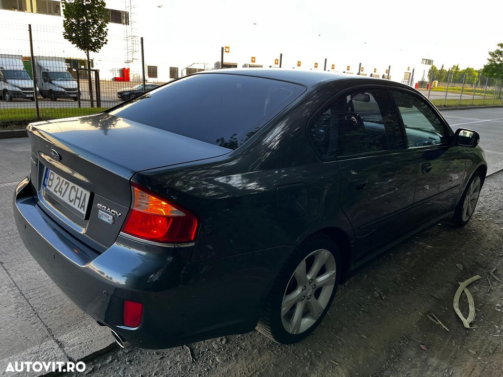 Subaru Legacy 2.0 AC - 4