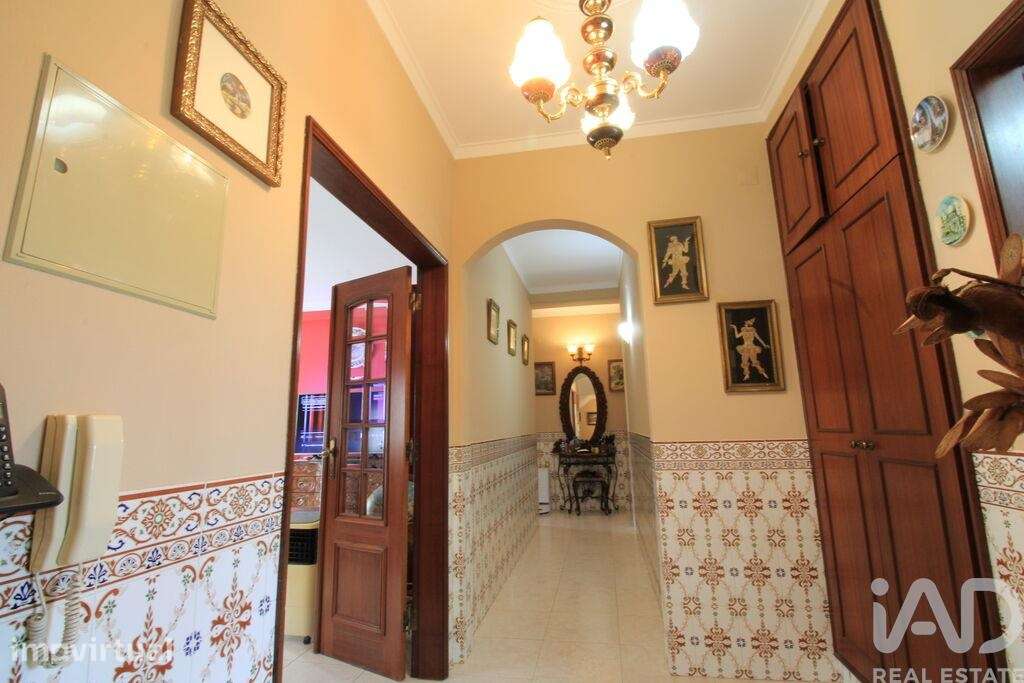 Prédio em Samora Correia de 135 m2 - Grande imagem: 5/24