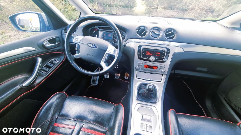 Ford S-Max - 28