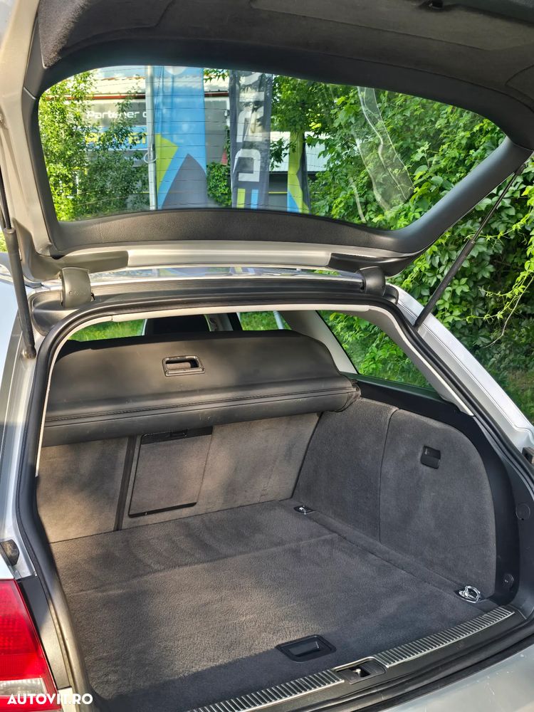 Audi A4 Limuzina - 10