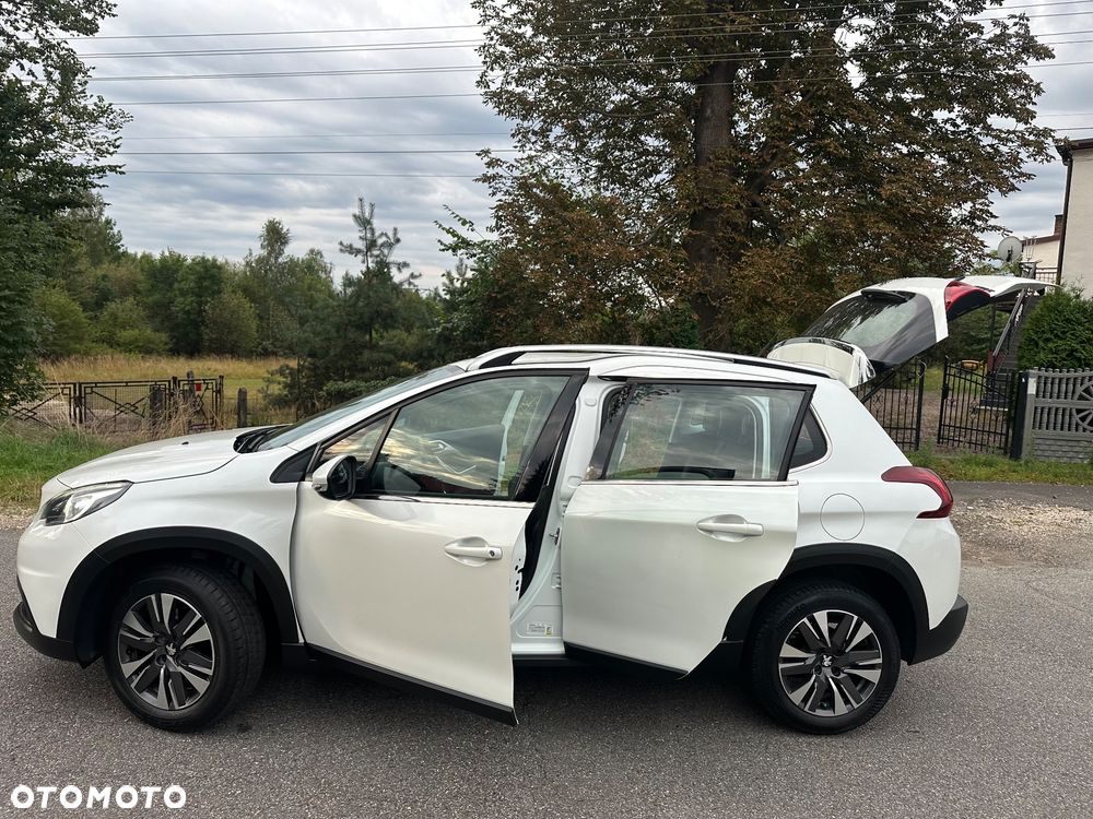 Peugeot 2008 PureTech 110 Stop&Start Allure - 17