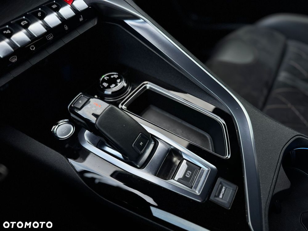 Peugeot 5008 BlueHDi 180 EAT6 GT - 15