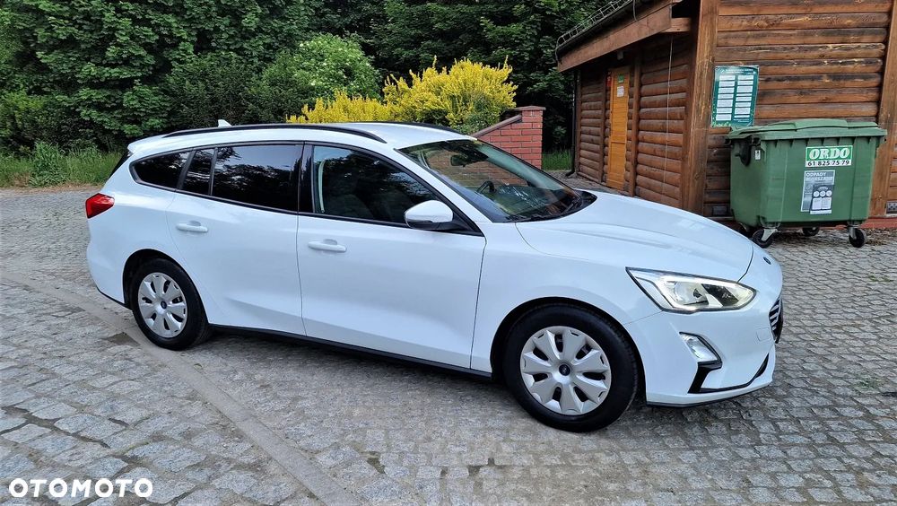 Ford Focus SW 1.0 EcoBoost Active Business - 4