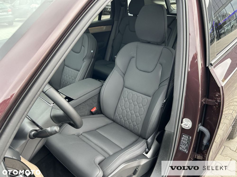 Volvo XC 90 - 16