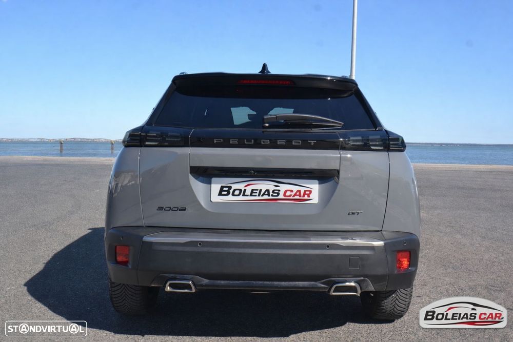 Peugeot 2008 PureTech 130 EAT8 GT - 2