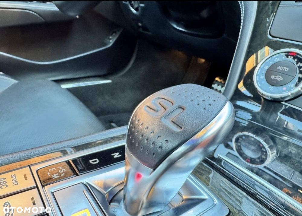 Mercedes-Benz SL 500 7G-TRONIC - 16