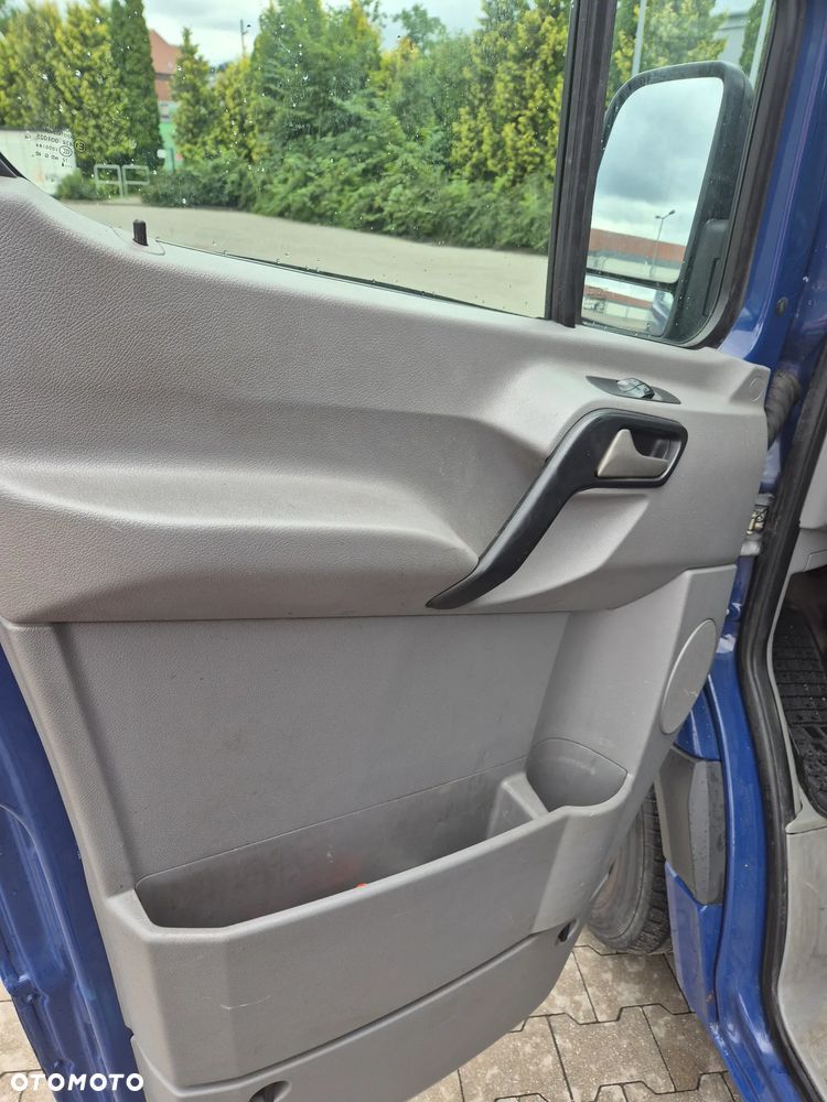 Volkswagen Crafter - 11