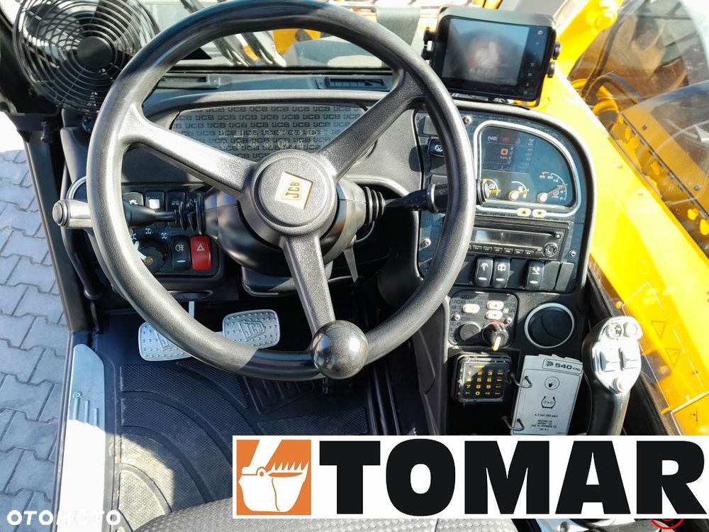 JCB 540-170 2016R - 24