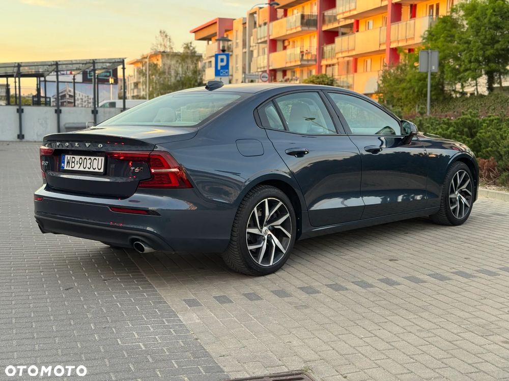 Volvo S60 T6 AWD Geartronic Momentum - 6