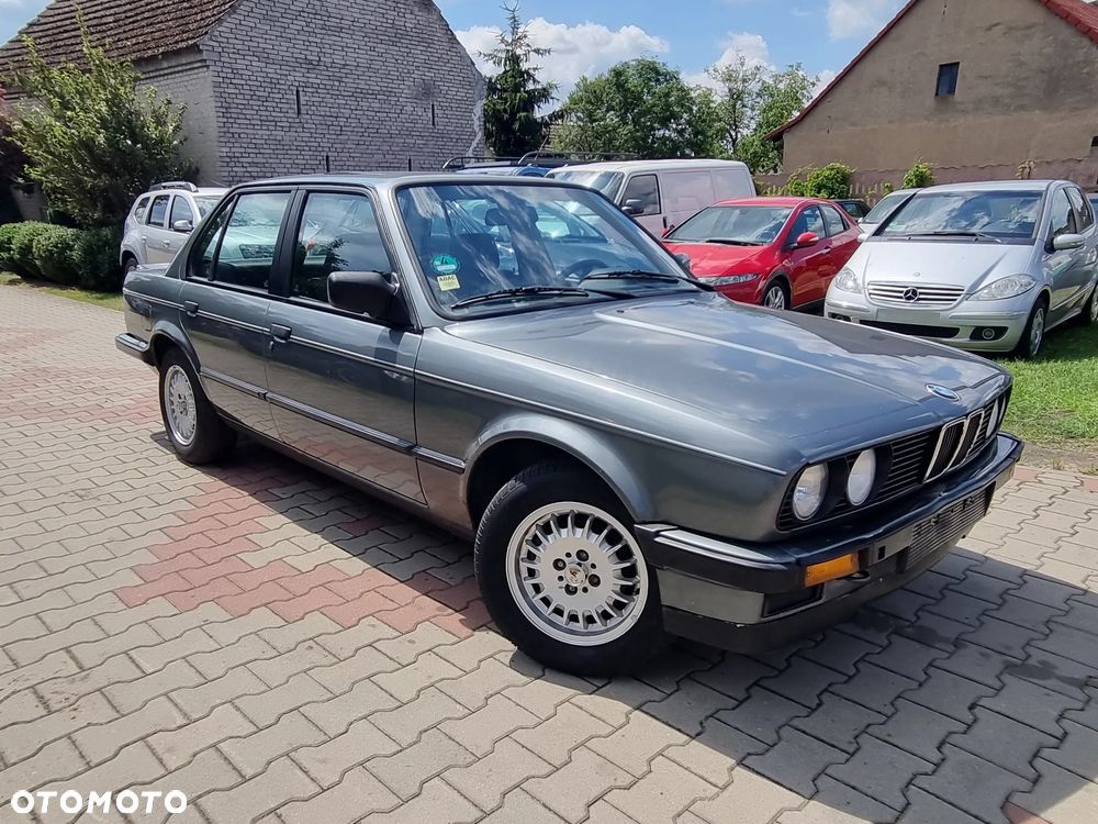 BMW Seria 3 - 35
