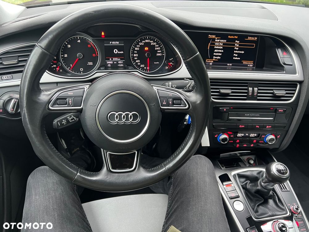 Audi A4 Allroad - 13