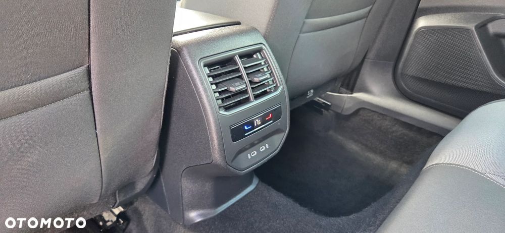 Seat Leon 1.0 eTSI Style DSG - 17