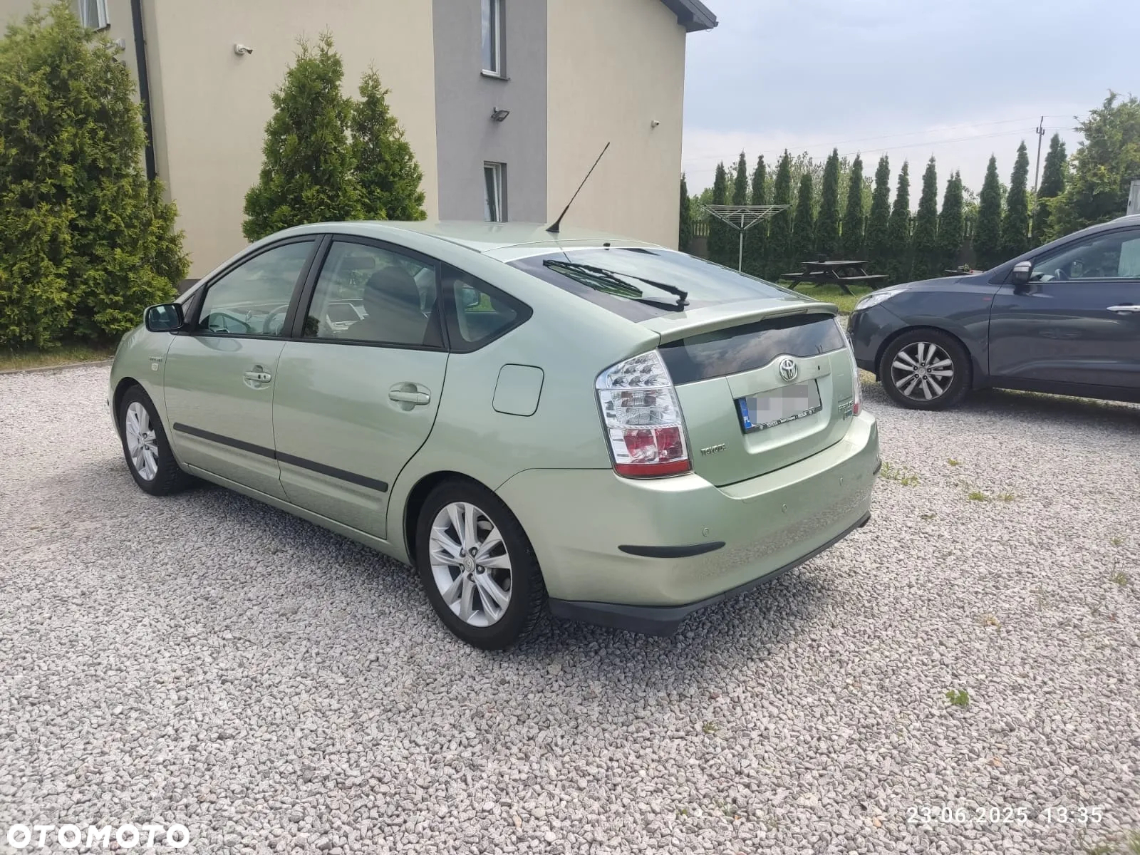 Toyota Prius 1.5 VVT-i Sol - 2