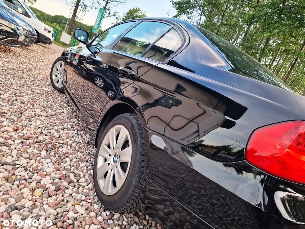 BMW Seria 3 - 24