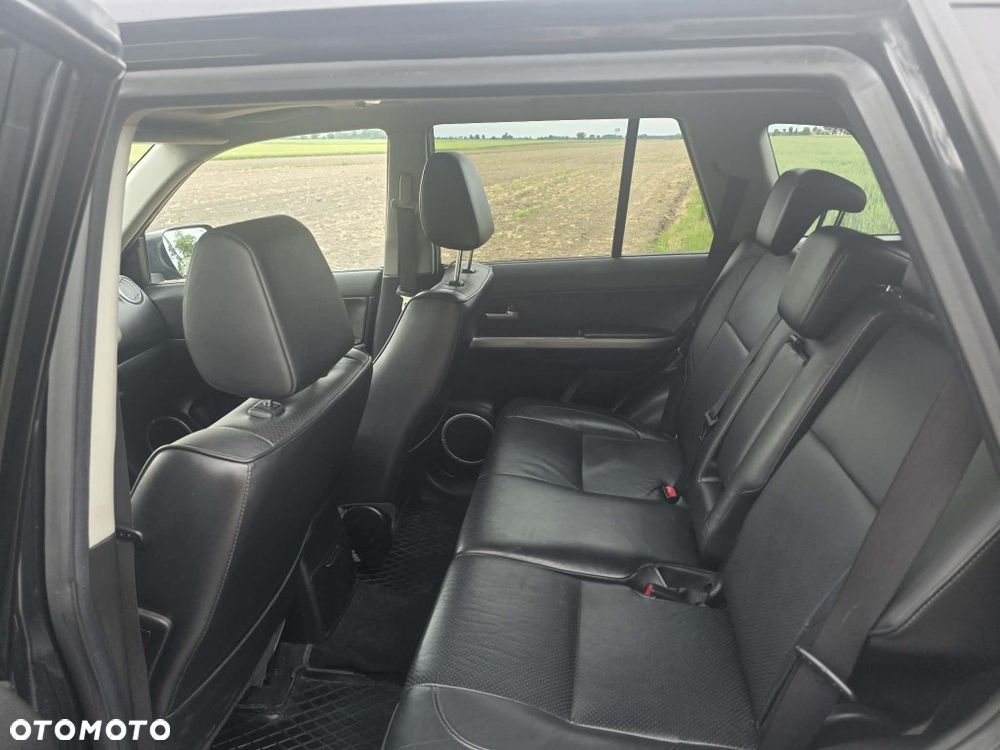 Suzuki Grand Vitara - 8