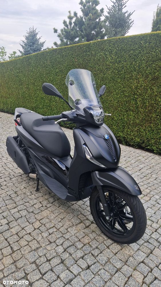 Piaggio Beverly - 1