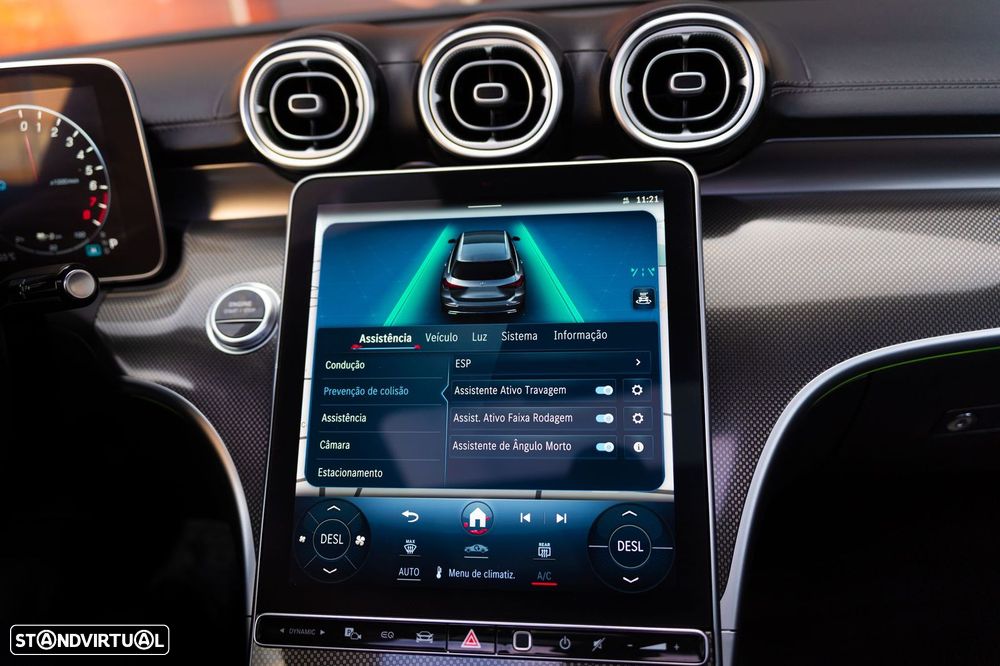 Mercedes-Benz C 300 e AMG Line - 15