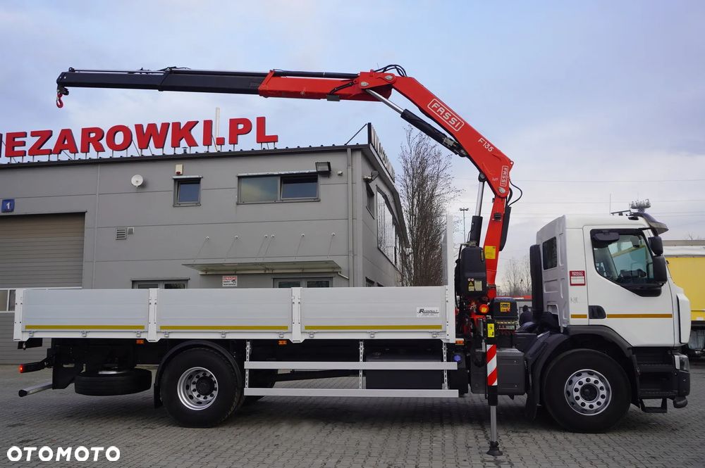 Renault C320 P4x2 E6 / HDS Fassi 5,6 t / Zasięg 8 m / Platforma 15 EPAL - 20