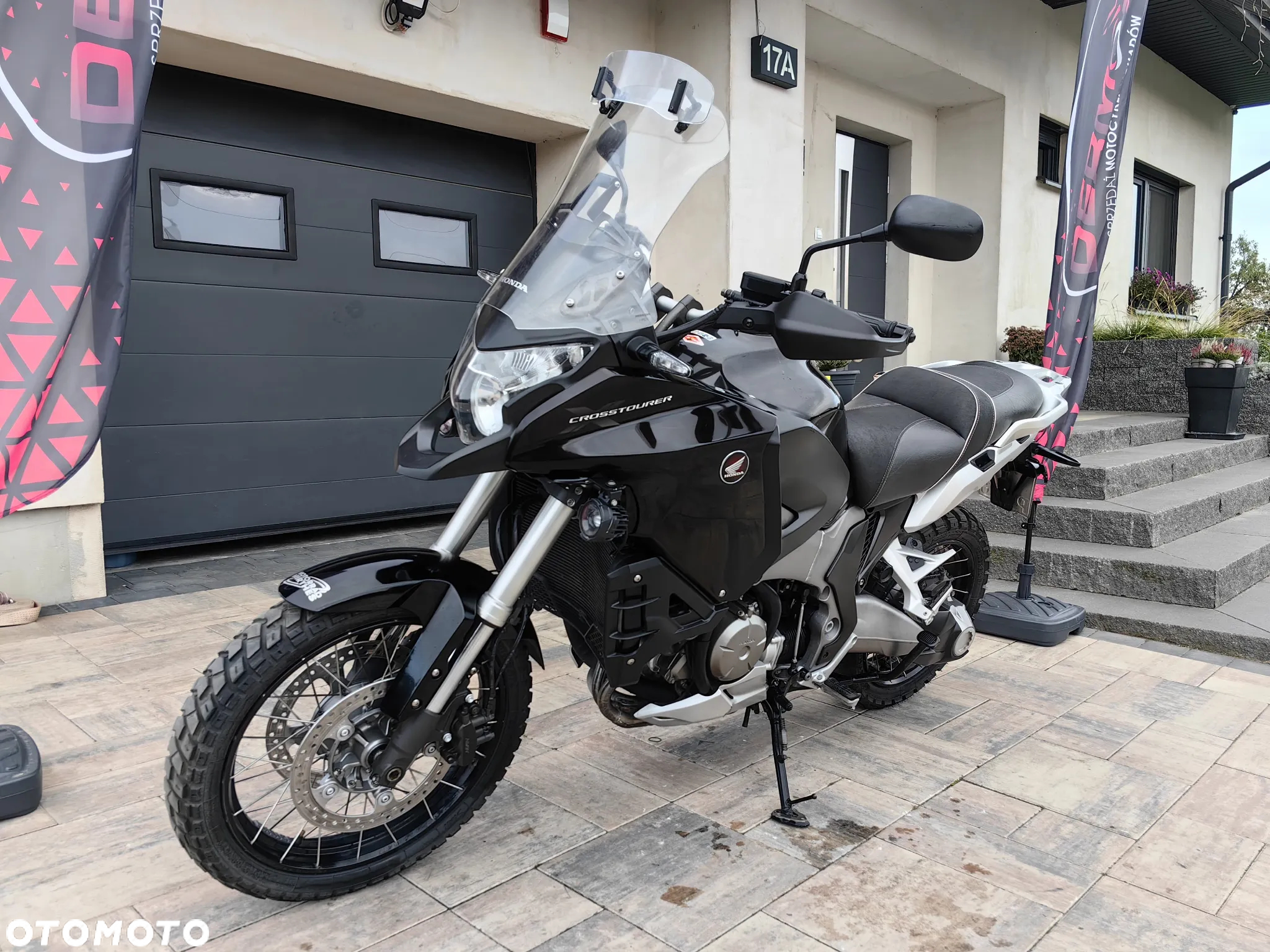 Honda VFR - 25