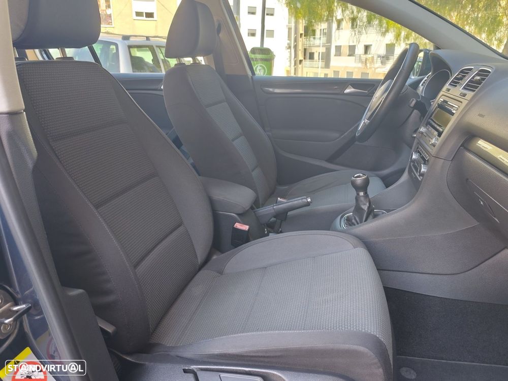 VW Golf 1.6 TDi Confortline - 25