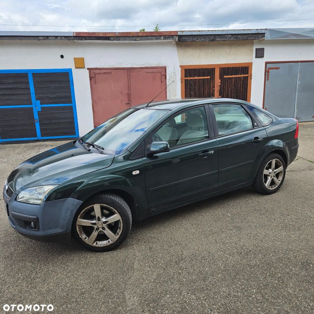Ford Focus 1.6 Ghia - 15