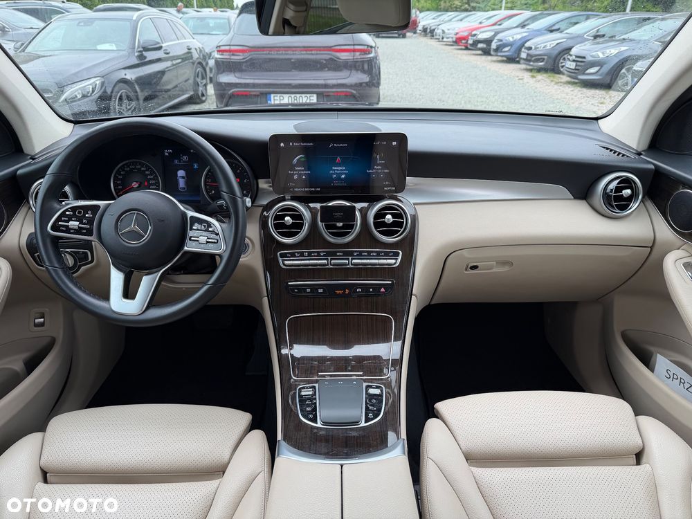 Mercedes-Benz GLC 200 d Business Edition - 25
