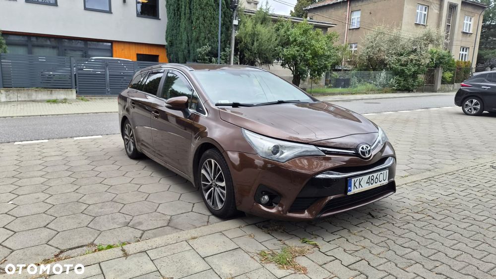 Toyota Avensis 2.0 Premium MS - 1