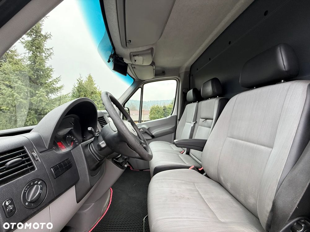 Volkswagen Crafter - 16