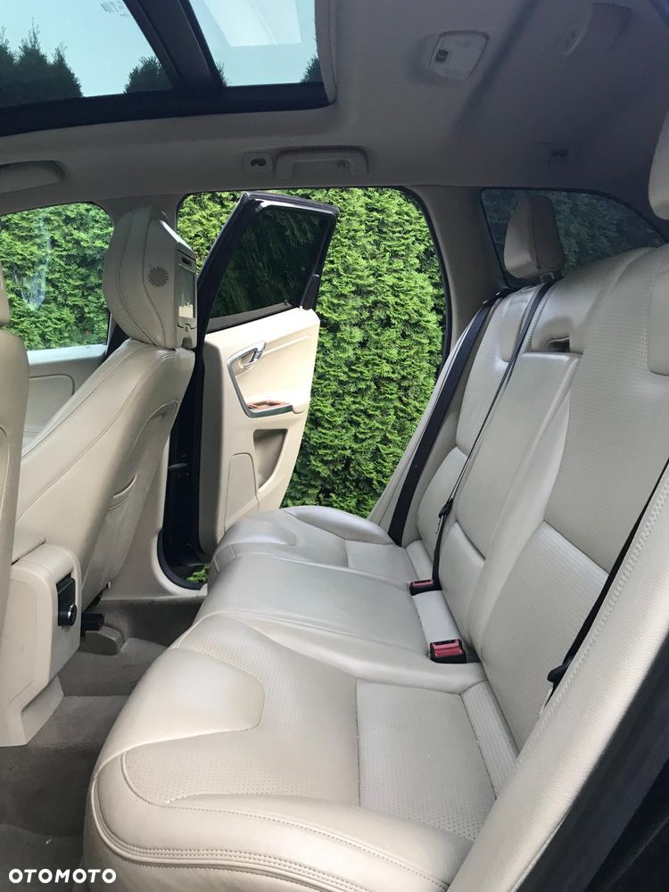 Volvo XC 60 D5 AWD Summum - 18