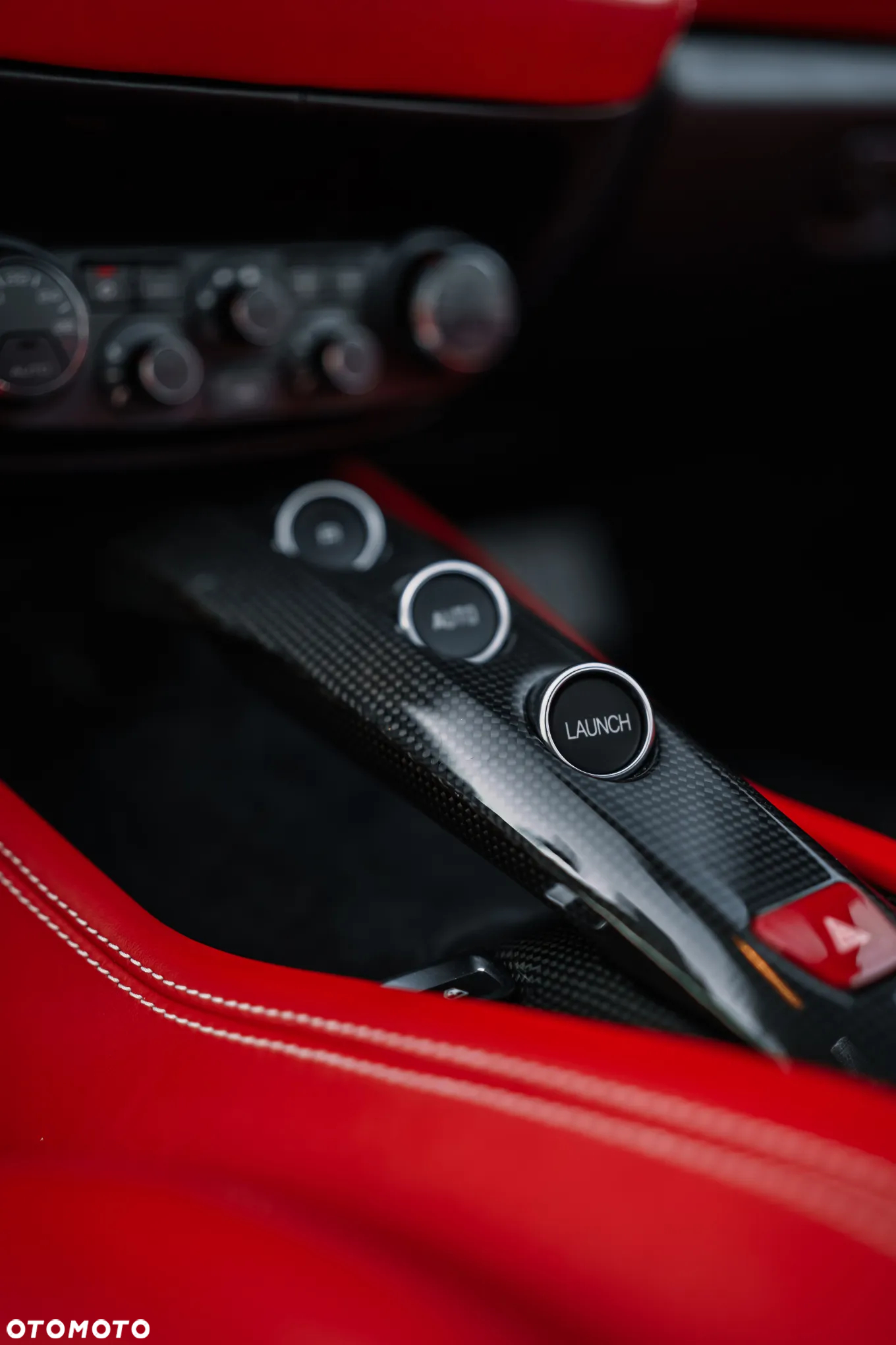 Ferrari California T - 25
