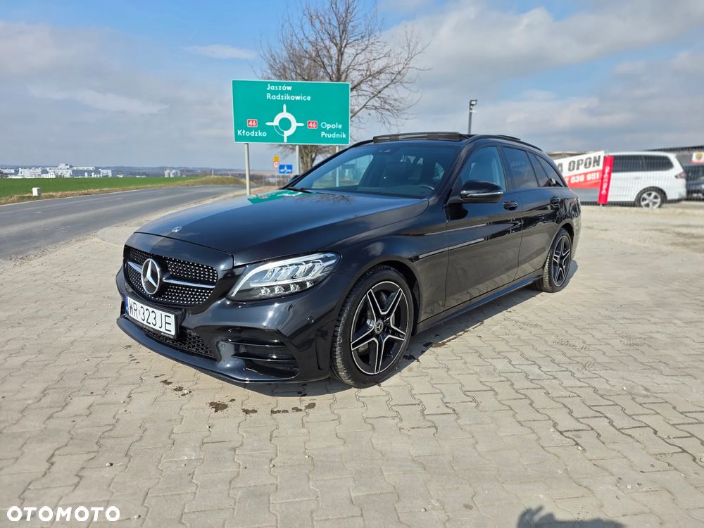 Mercedes-Benz Klasa C 300 d 9G-TRONIC - 2