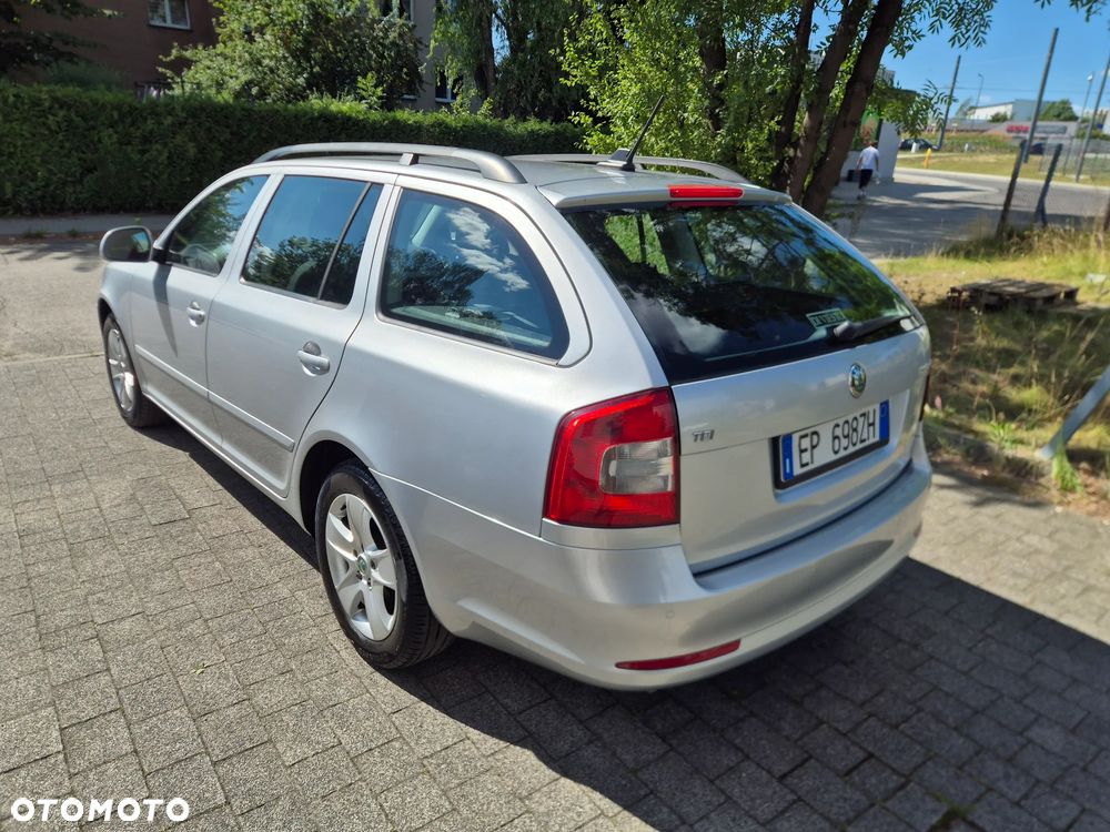 Skoda Octavia 1.6 TDI Ambiente - 7