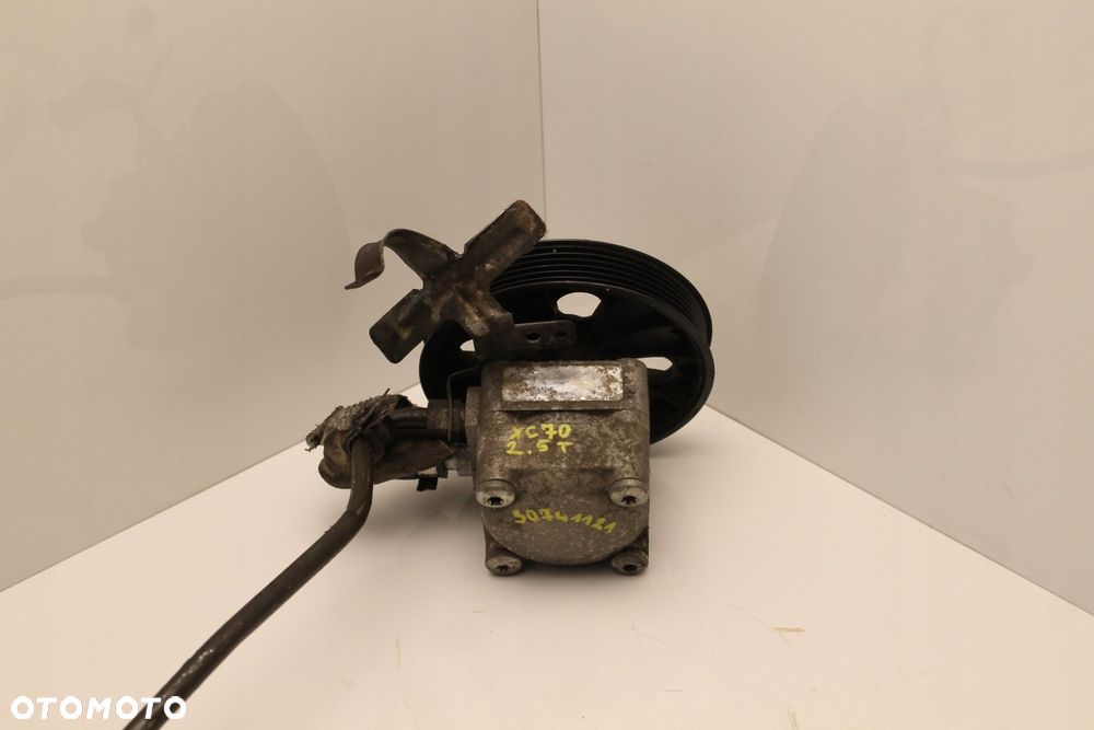 VOLVO XC70 2.5 T POMPA WSPOMAGANIA 30741121 - 2