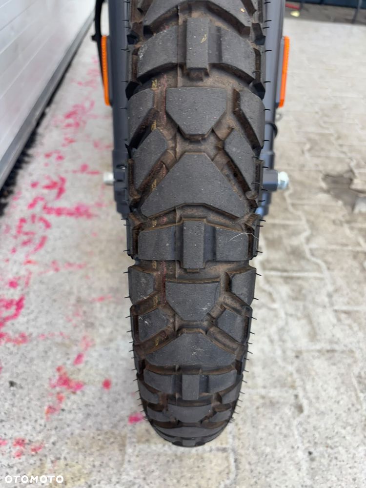 Royal Enfield Himalayan - 19