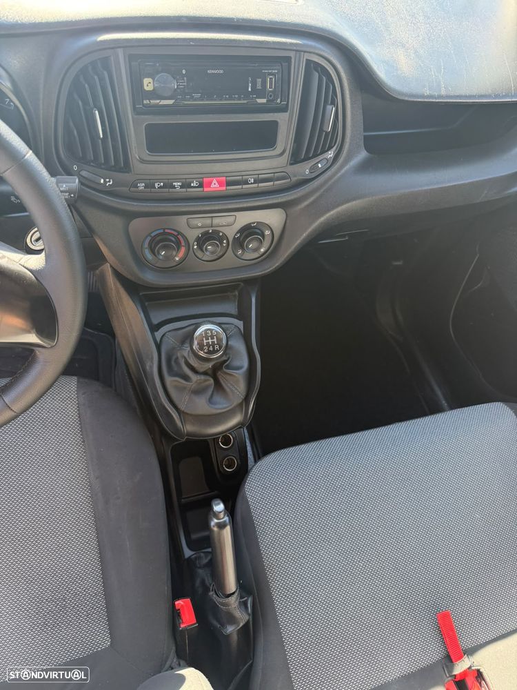 Fiat DOBLO MULTIJET - 19